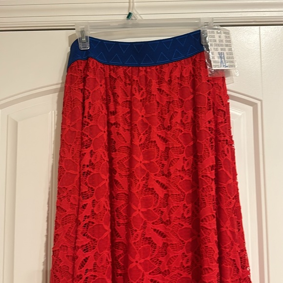 LuLaRoe Lucy -XL - Picture 3 of 3